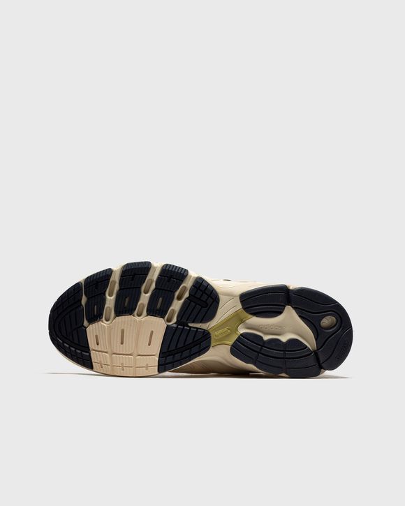 adidas ASTIR W