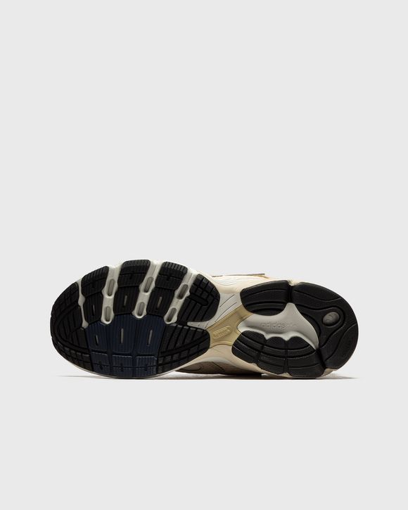 adidas ASTIR W
