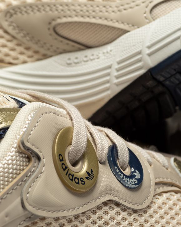 adidas ASTIR W