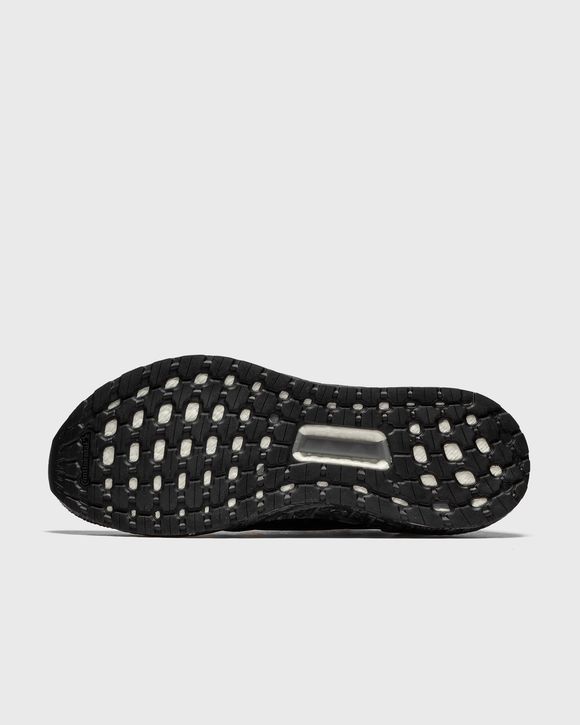 adidas x James Bond ULTRABOOST 20
