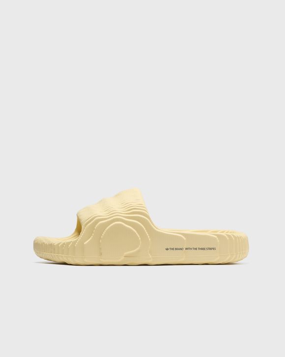 ADILETTE 22