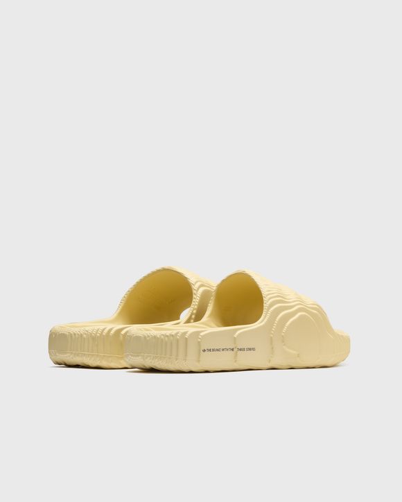 ADILETTE 22