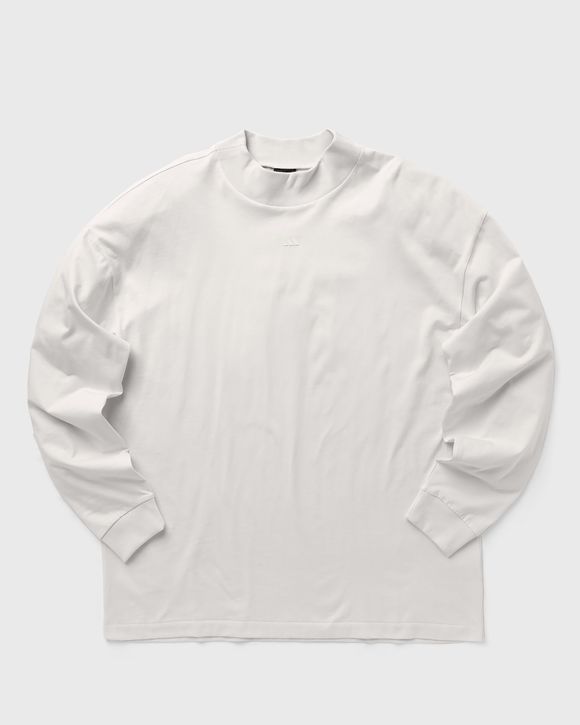 BASKETBALL LONG SLEEVE TEE