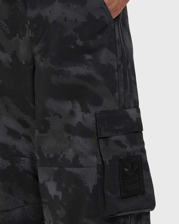 CAMO PANTS