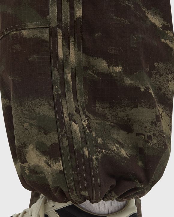 CAMO PANTS