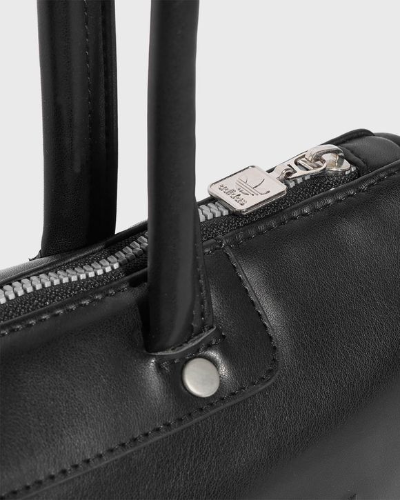 ELONGATED BOWLING AIRLINER SHOULDER BAG