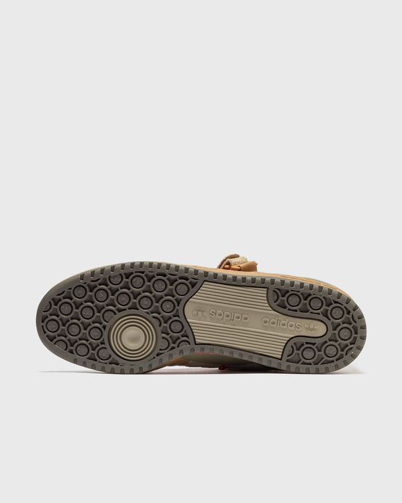 FORUM 84 CAMP LOW
