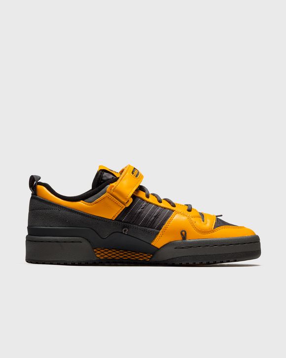 FORUM 84 CAMP LOW