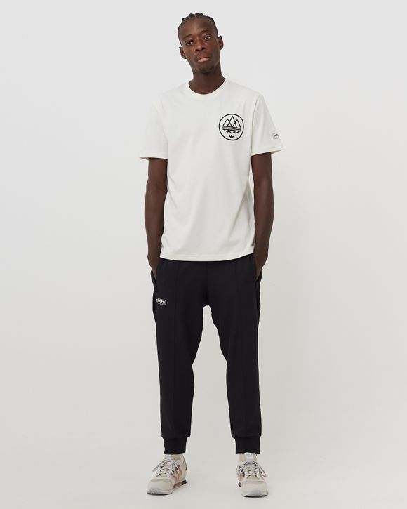 MOD TREFOIL TEE