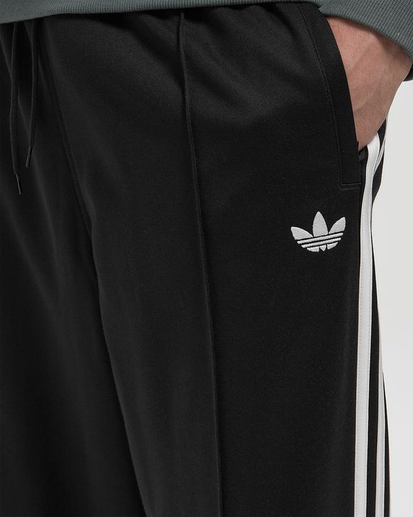 BAGGY TRACK PANTS