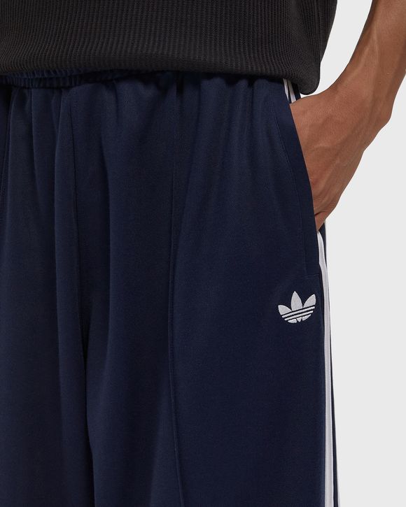 OVERSIZED TRACK PANTS