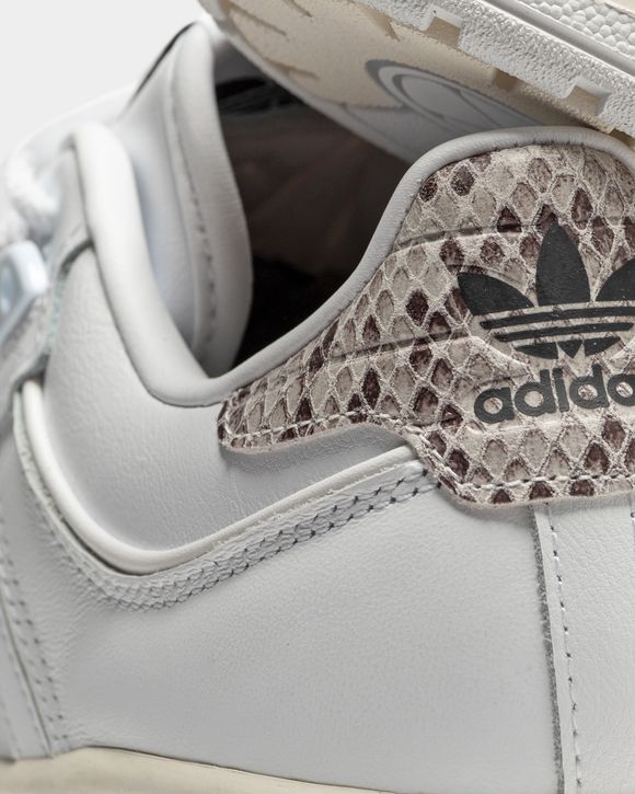 RIVALRY LOW 86 W