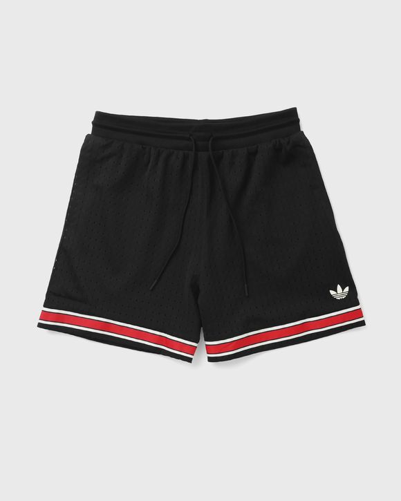 SIDELINE SHORT