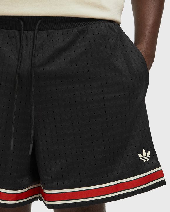 SIDELINE SHORT