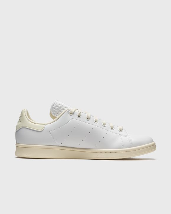 STAN SMITH