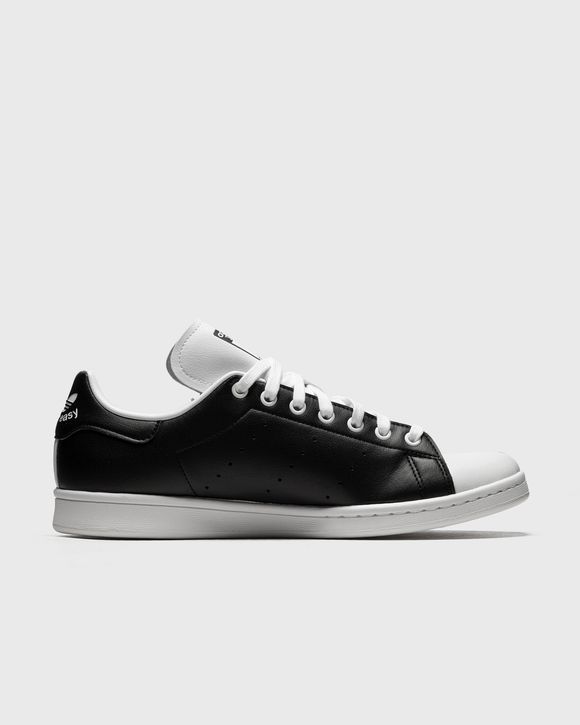 STAN SMITH