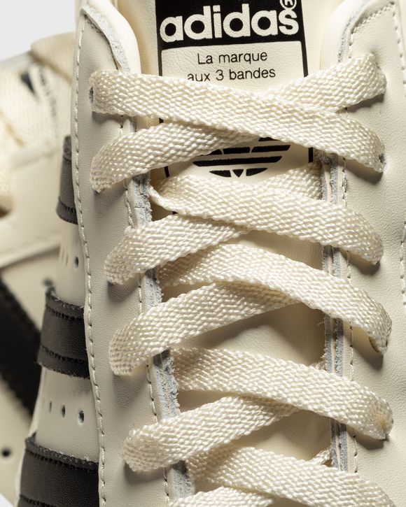SUPERSTAR 82