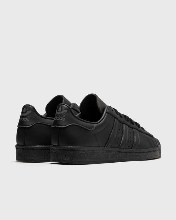 SUPERSTAR 82