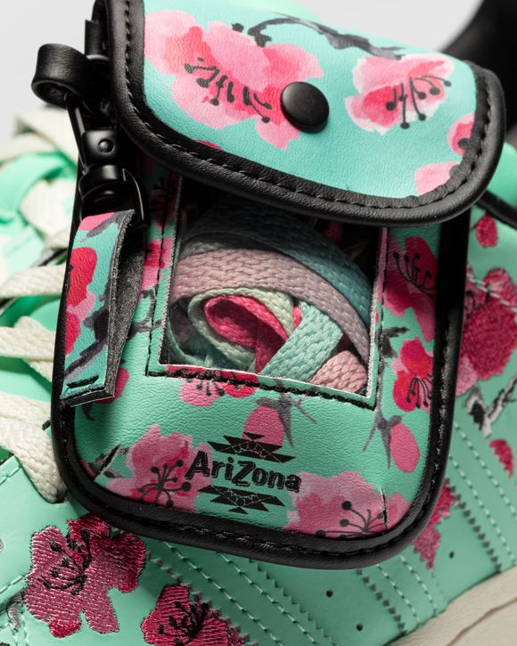 SUPERSTAR ARIZONA