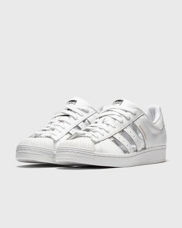 SUPERSTAR