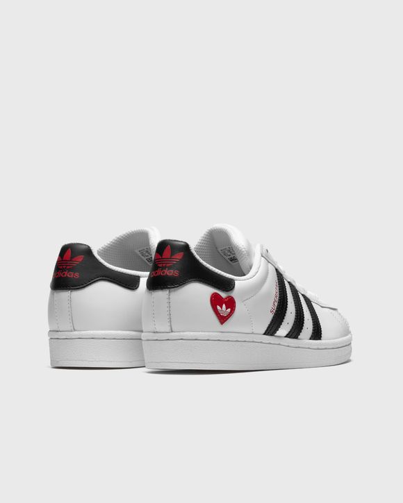 SUPERSTAR