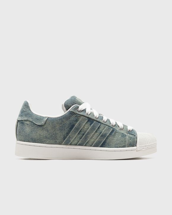 SUPERSTAR 82