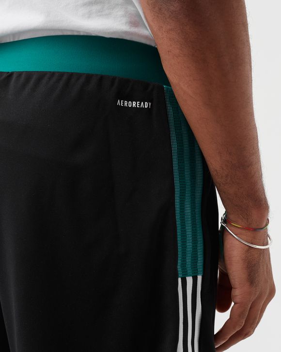TIRO SHORTS