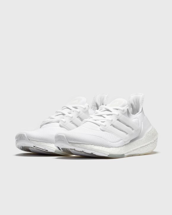 ULTRABOOST 21