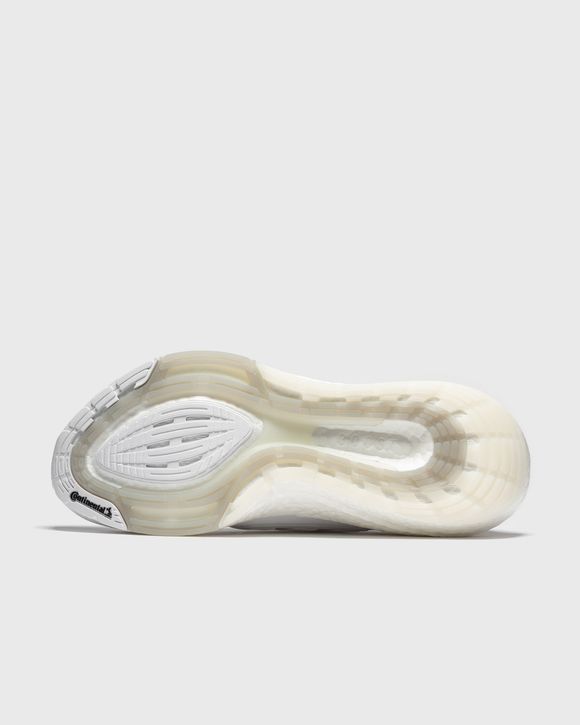 ULTRABOOST 21