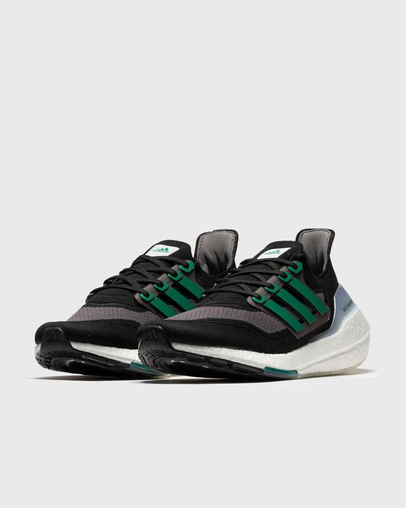ULTRABOOST 21
