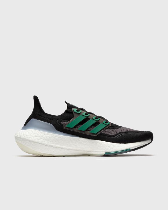ULTRABOOST 21