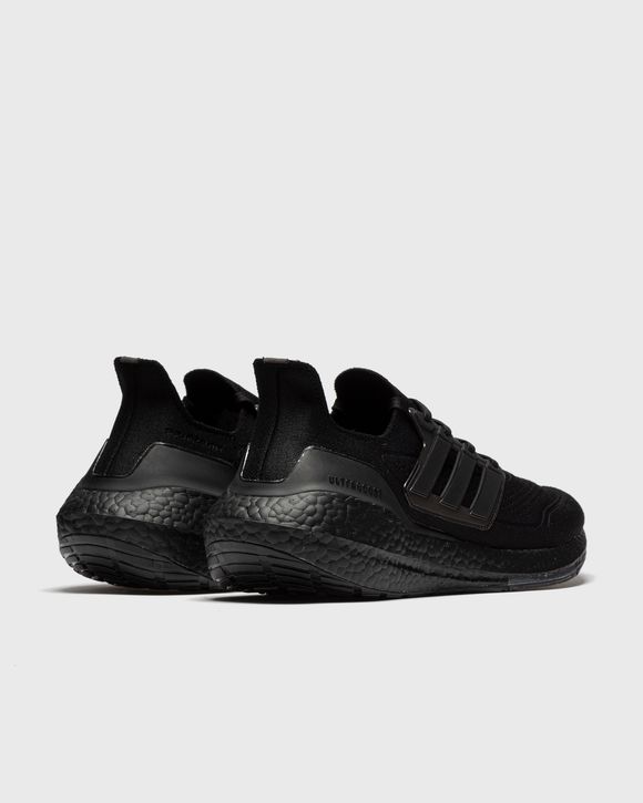 ULTRABOOST 21 'TRIPLE BLACK'