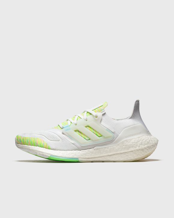 ULTRABOOST 22