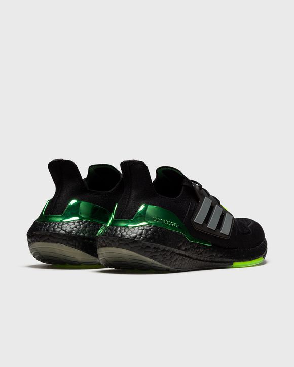 ULTRABOOST 22