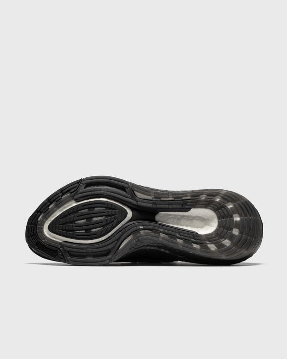 ULTRABOOST 22