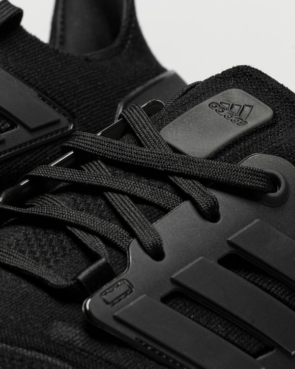 ULTRABOOST 22