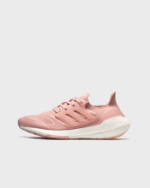 ULTRABOOST 22 W