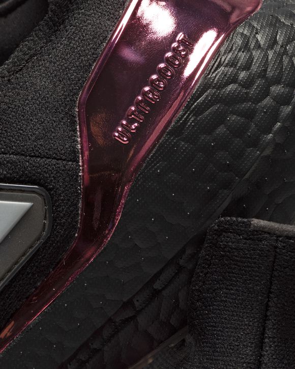 ULTRABOOST 22 W