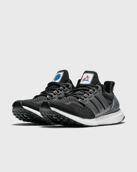 ULTRABOOST 5.0 DNA