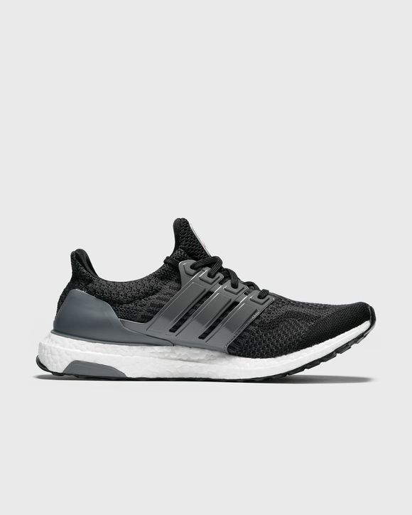 ULTRABOOST 5.0 DNA