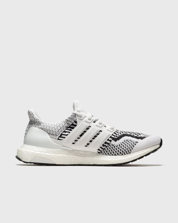 ULTRABOOST 5.0 DNA