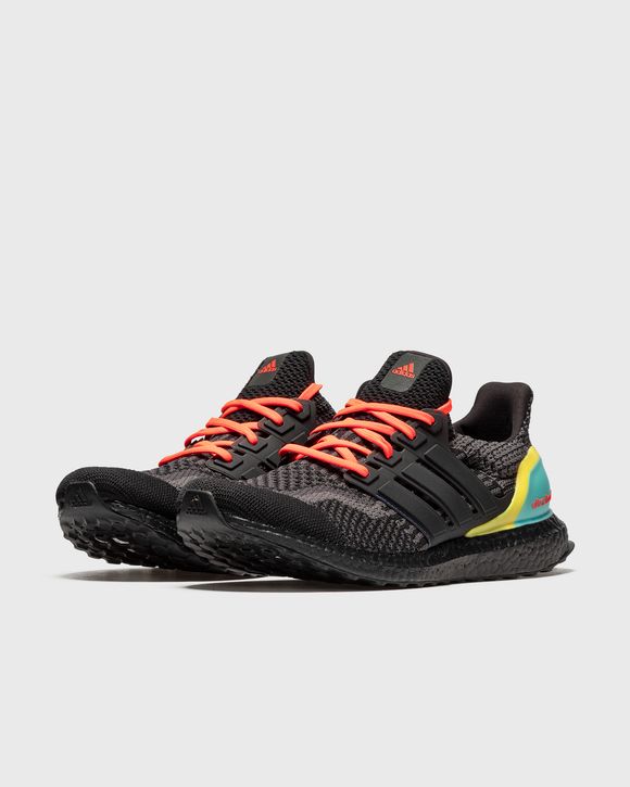 ULTRABOOST 5.0 DNA