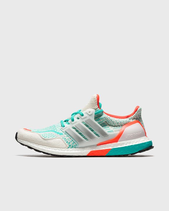 ULTRABOOST 5.0 DNA