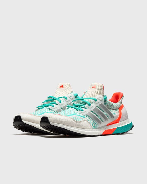 ULTRABOOST 5.0 DNA