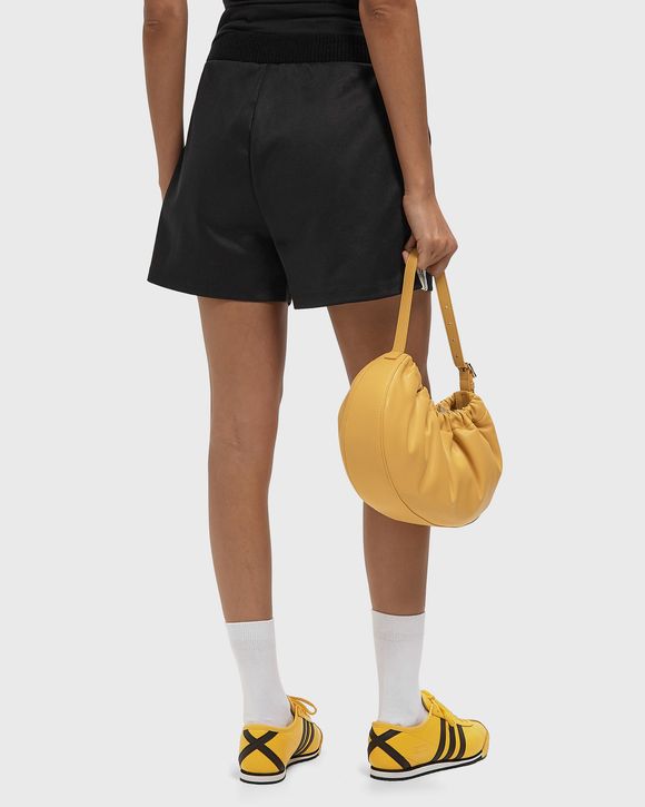 WMNS SPRINTER SHORTS WITH KNITTED CROCHET DETAILS