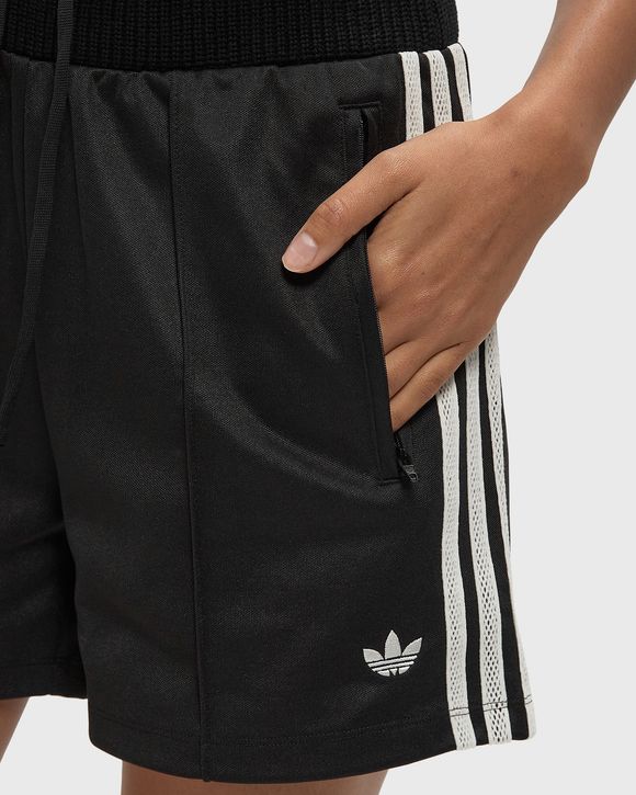 WMNS SPRINTER SHORTS WITH KNITTED CROCHET DETAILS