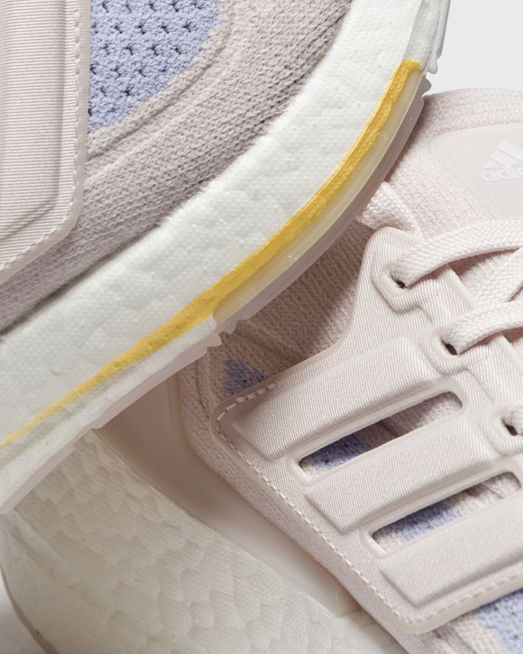 WMNS ULTRABOOST 21