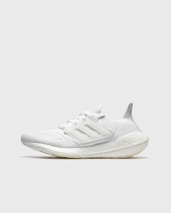 WMNS ULTRABOOST 22