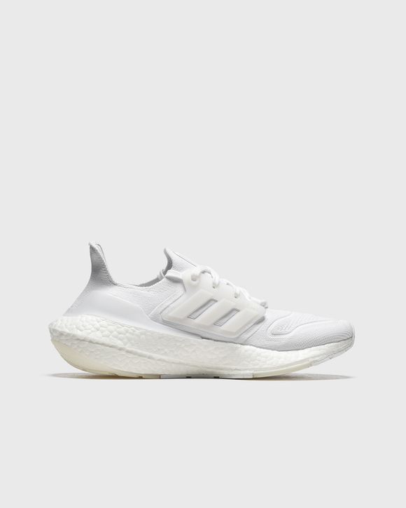 WMNS ULTRABOOST 22