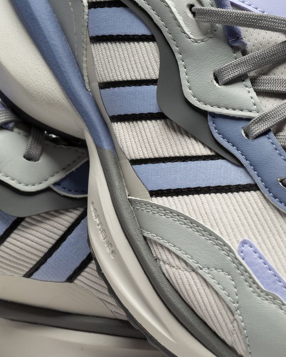 WMNS ZENTIC